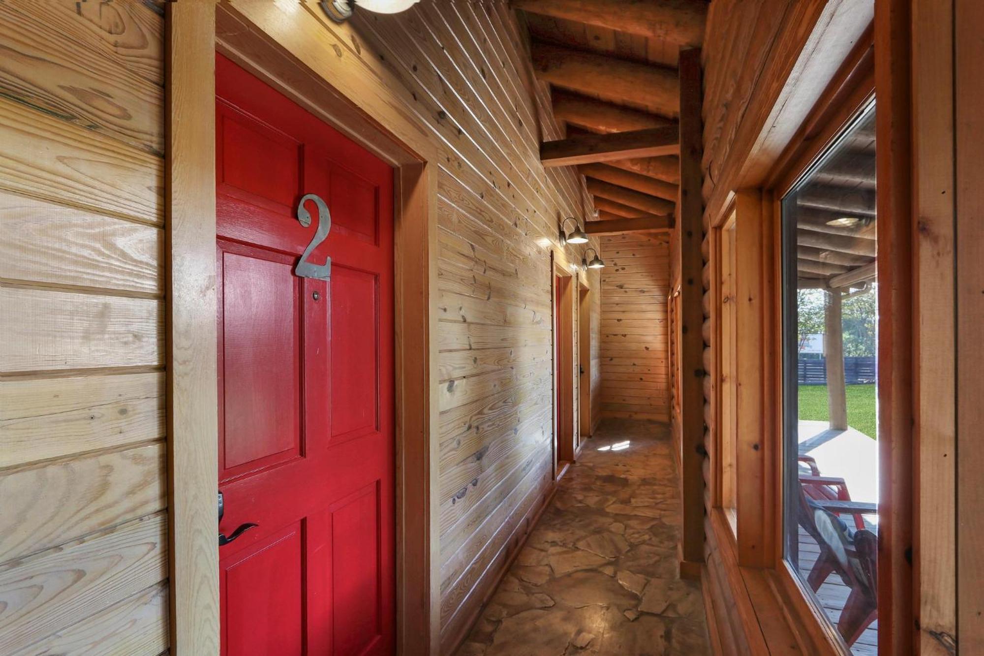 Wimberley Log Cabins Resort And Suites- Unit 2 외부 사진
